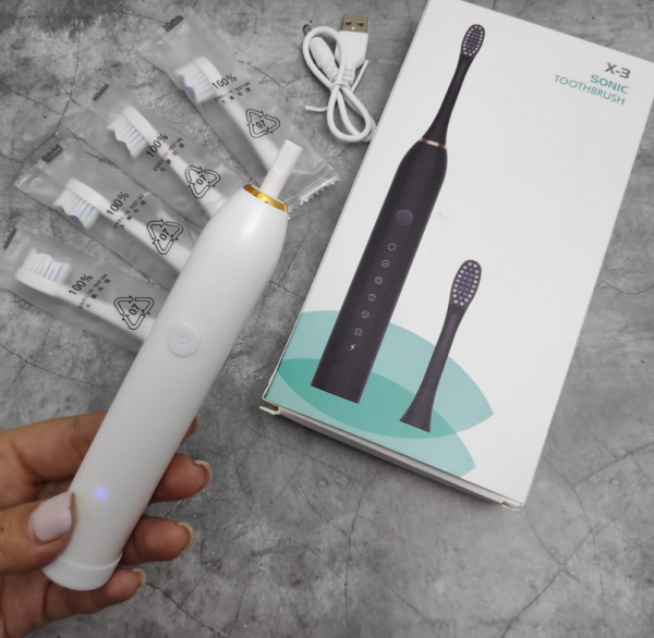 Электрическая зубная щетка Sonic toothbrush x-3 / Щетка с 4 насадками